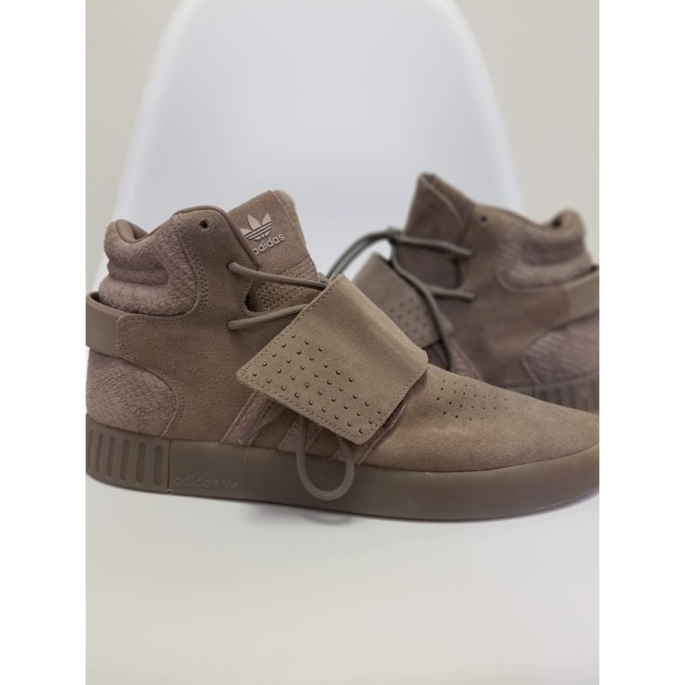 Adidas Tubular Sneakers
